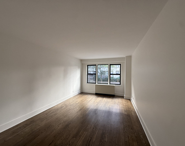220 East 63rd Street - Photo Thumbnail 11