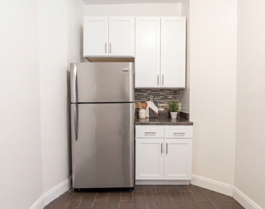 650 West 173rd Street - Photo Thumbnail 4