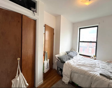 530 EAST 13 - Photo Thumbnail 7