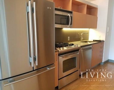 Luxury studio apartment, no fee, high end tower!! - Photo Thumbnail 1