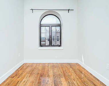 358 Palmetto Street - Photo Thumbnail 5