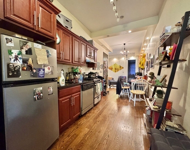 20 Wilson Avenue - Photo Thumbnail 7