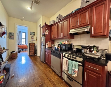 20 Wilson Avenue - Photo Thumbnail 4