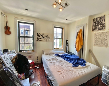 149 Wilson Avenue - Photo Thumbnail 2