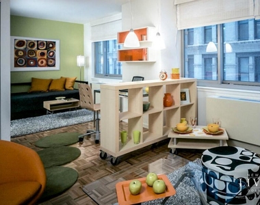 Tribeca, luxury 2 bedroom....NO FEE! - Photo Thumbnail 5