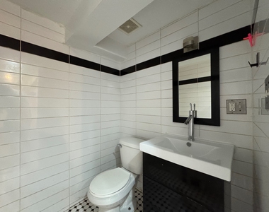 253 Stockholm Street - Photo Thumbnail 1