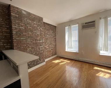 252 Schenectady Avenue - Photo Thumbnail 3