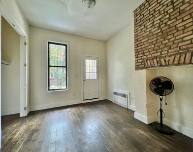 243 Himrod Street - Photo Thumbnail 4