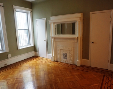 683 St Johns Place - Photo Thumbnail 3