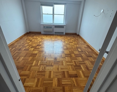1311 Brightwater Avenue - Photo Thumbnail 7