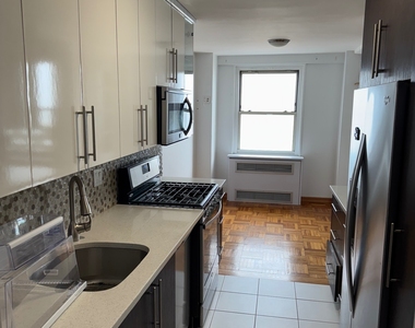 1311 Brightwater Avenue - Photo Thumbnail 11