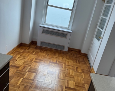 1311 Brightwater Avenue - Photo Thumbnail 12