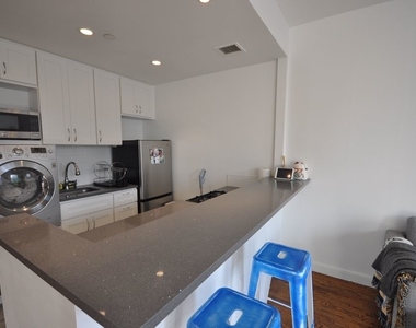 152 Ludlow St - Photo Thumbnail 6