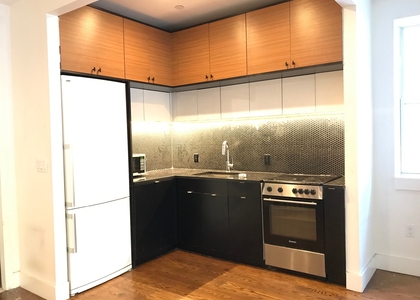 194 Hawthorne Street - Photo 1