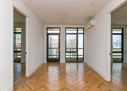 321 Wythe - Photo 1