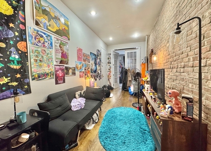 120 Grattan Street - Photo 1