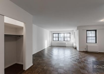 2 Bedrooms, Yorkville Rental in NYC for $5,900 - Photo 1