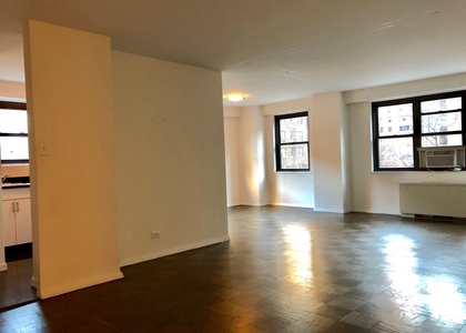 Gramercy - Photo 1