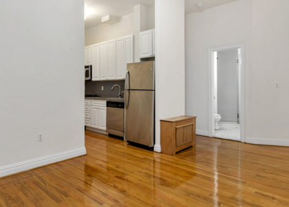 46th street & 3rd Avenue  - Photo 1