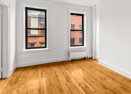 360 West 48th Street - Photo 1