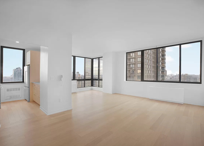 2 Bedrooms, Hell's Kitchen Rental in NYC for $8,400 - Photo 1