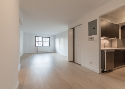 1 Bedroom, Murray Hill Rental in NYC for $4,895 - Photo 1