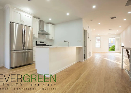 316 East 29th Street, Brooklyn - Photo 1