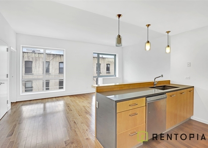 63 Roebling - Photo 1