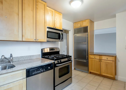 Columbus Avenue - Photo 1