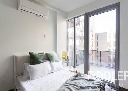 Studio, Long Island City Rental in NYC for $3,020 - Photo 1