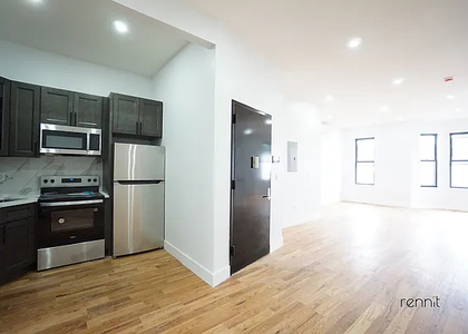 40 Cornelia St.  - Photo 1