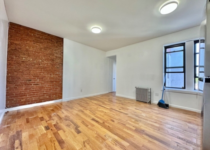 1497 Carroll Street - Photo 1
