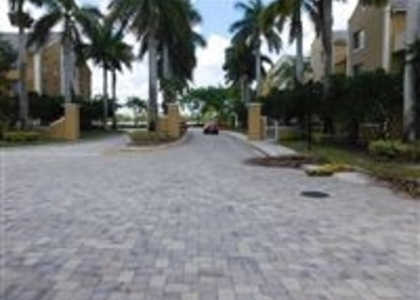 2 Bedrooms, Summit Pembroke Rental in Miami, FL for $2,400 - Photo 1