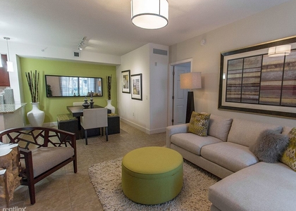 2 Bedrooms, Davie Rental in Miami, FL for $2,000 - Photo 1