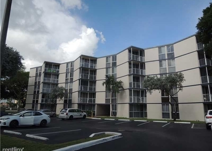 2 Bedrooms, Fairgreen Villas Rental in Miami, FL for $2,650 - Photo 1