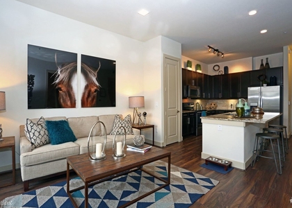 2 Bedrooms, Bouldin Creek Rental in Austin-Round Rock Metro Area, TX for $3,718 - Photo 1