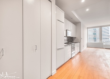 Studio, Financial District Rental in NYC for $3,140 - Photo 1