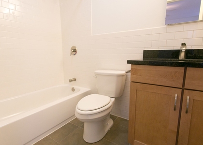 4 Bedrooms, Hyde Park Rental in Chicago, IL for $3,295 - Photo 1