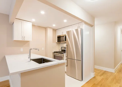 Columbus Avenue - Photo 1