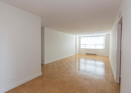 1 Bedroom, Yorkville Rental in NYC for $3,895 - Photo 1