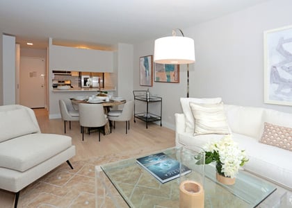 1 Bedroom, Yorkville Rental in NYC for $3,800 - Photo 1