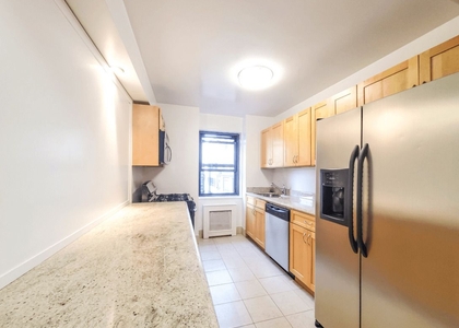 3 Bedrooms, Turtle Bay Rental in NYC for $6,000 - Photo 1