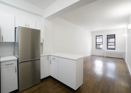 1 Bedroom, Chelsea Rental in NYC for $4,200 - Photo 1