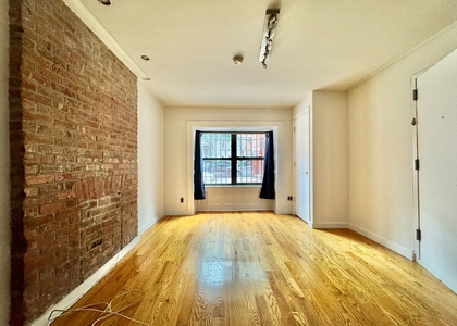 1145 Dean Street - Photo 1