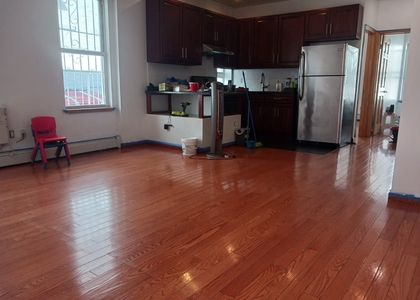 BAY RIDGE AVENUE - Photo 1