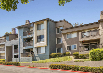 3500 Hathaway Ave. - Photo 1