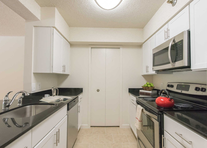 2501 Porter St. Nw - Photo 1