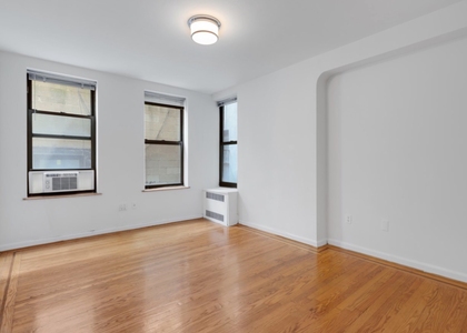 77th Street  and 3rd Avenue  - Photo 1