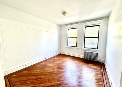 Nostrand Ave - Photo 1
