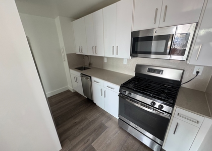 Nostrand Ave - Photo 1